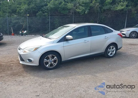 2013 Ford Focus Se z USA, uszkodzony, nr VIN 1FADP3F21DL168277